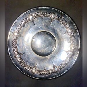 Elegant Silver Plated Decorative Plate. Vintage